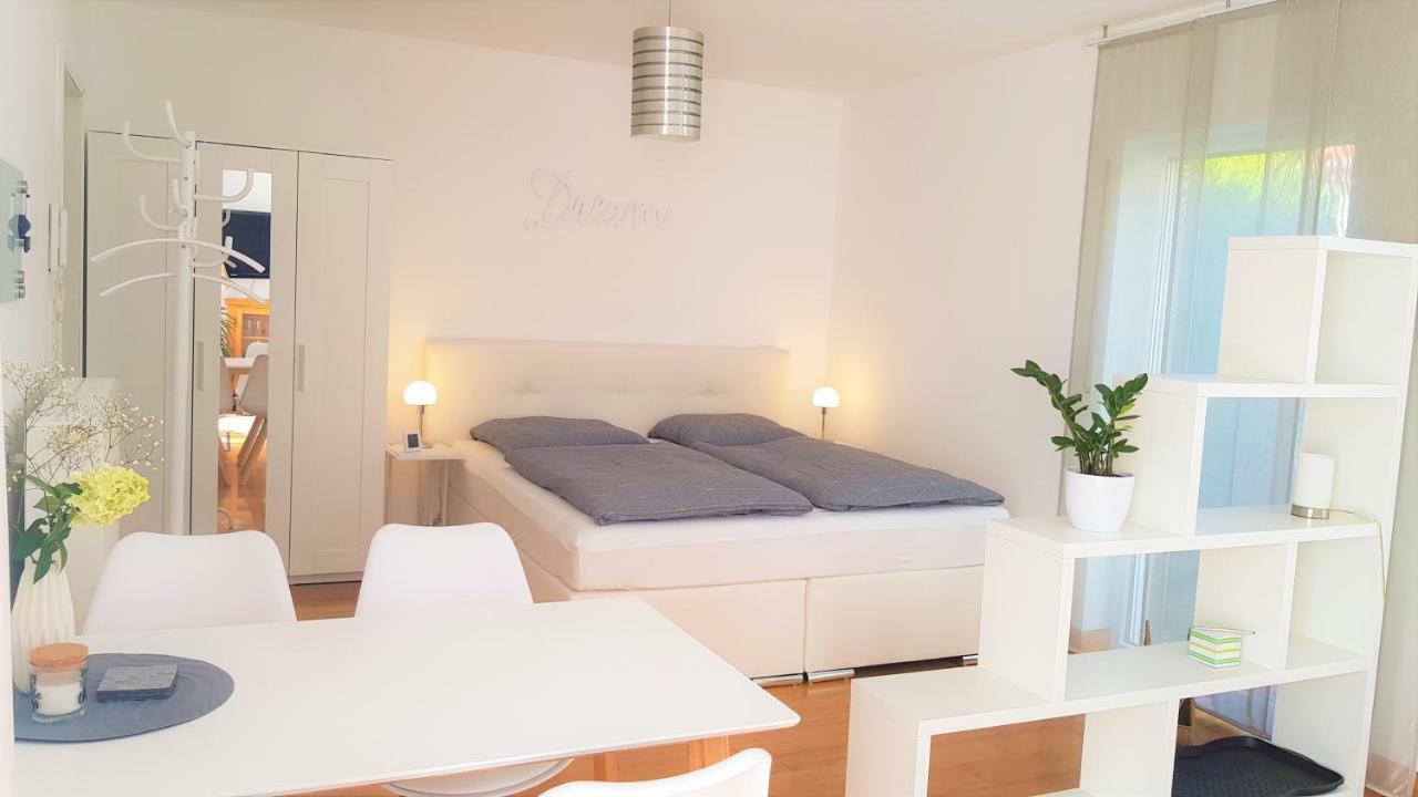 Apartment Am Paradies - 10 Minuten Fussweg Zur Innenstadt Limburg an der Lahn Exteriör bild